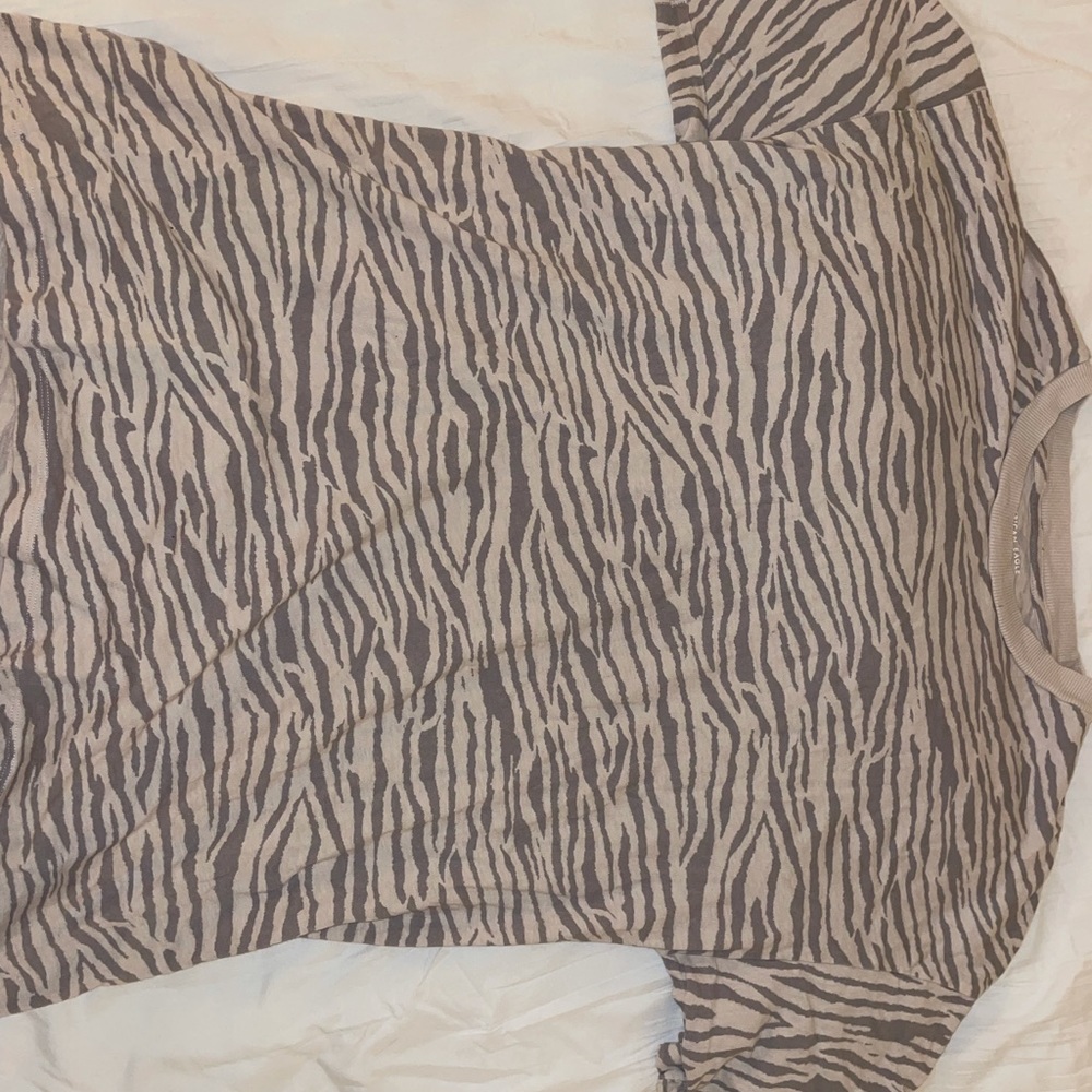 American Eagle oversized t shirt